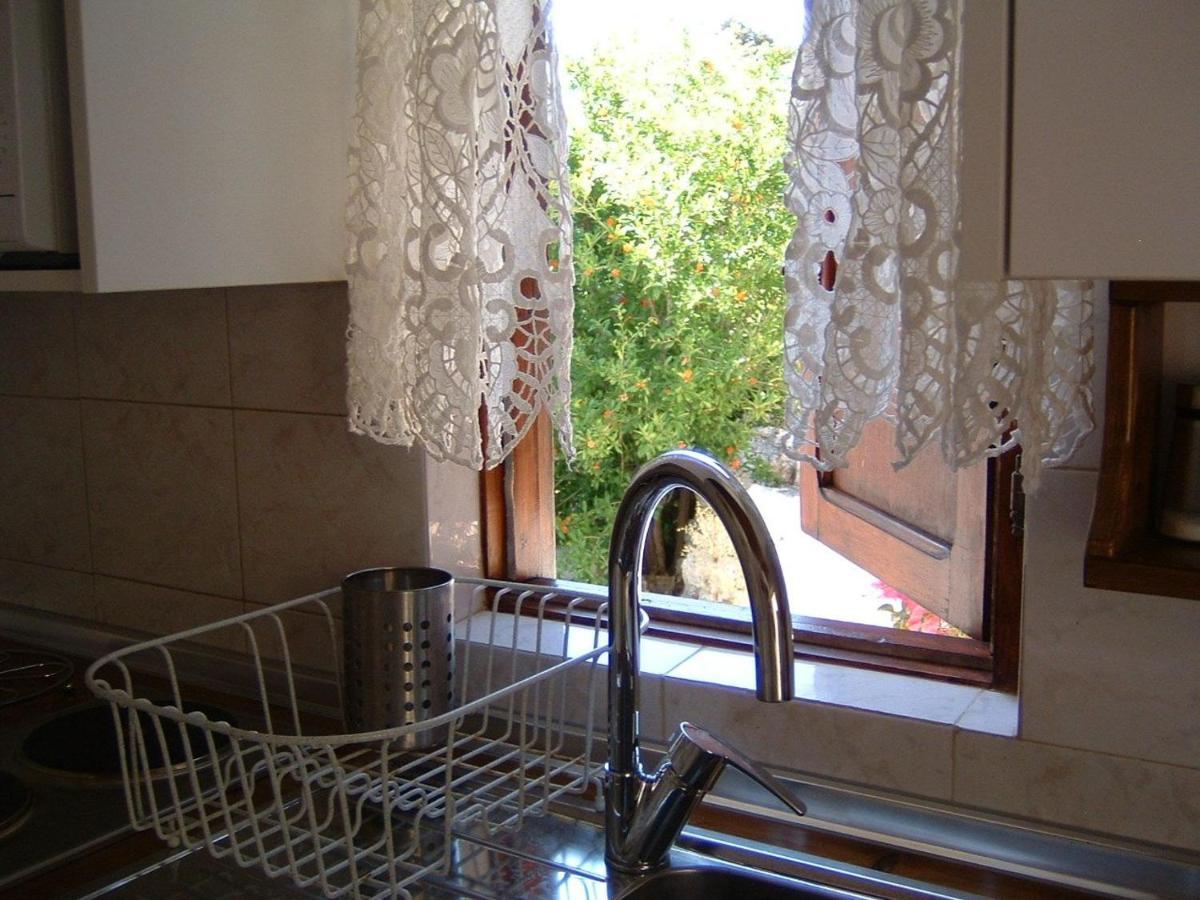Yiayia'S Home Chalki Town المظهر الخارجي الصورة