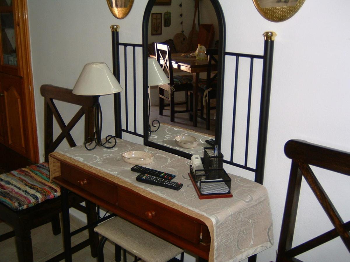 Yiayia'S Home Chalki Town المظهر الخارجي الصورة